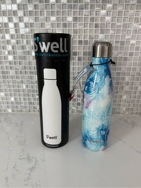 NEW S’well 17 oz Disney Frozen 2 Insulated Stainless Steel 🔥No offer item🔥